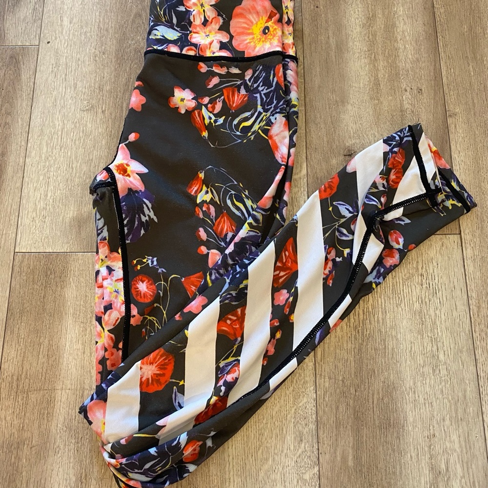 Leggings - Picture 2 of 7